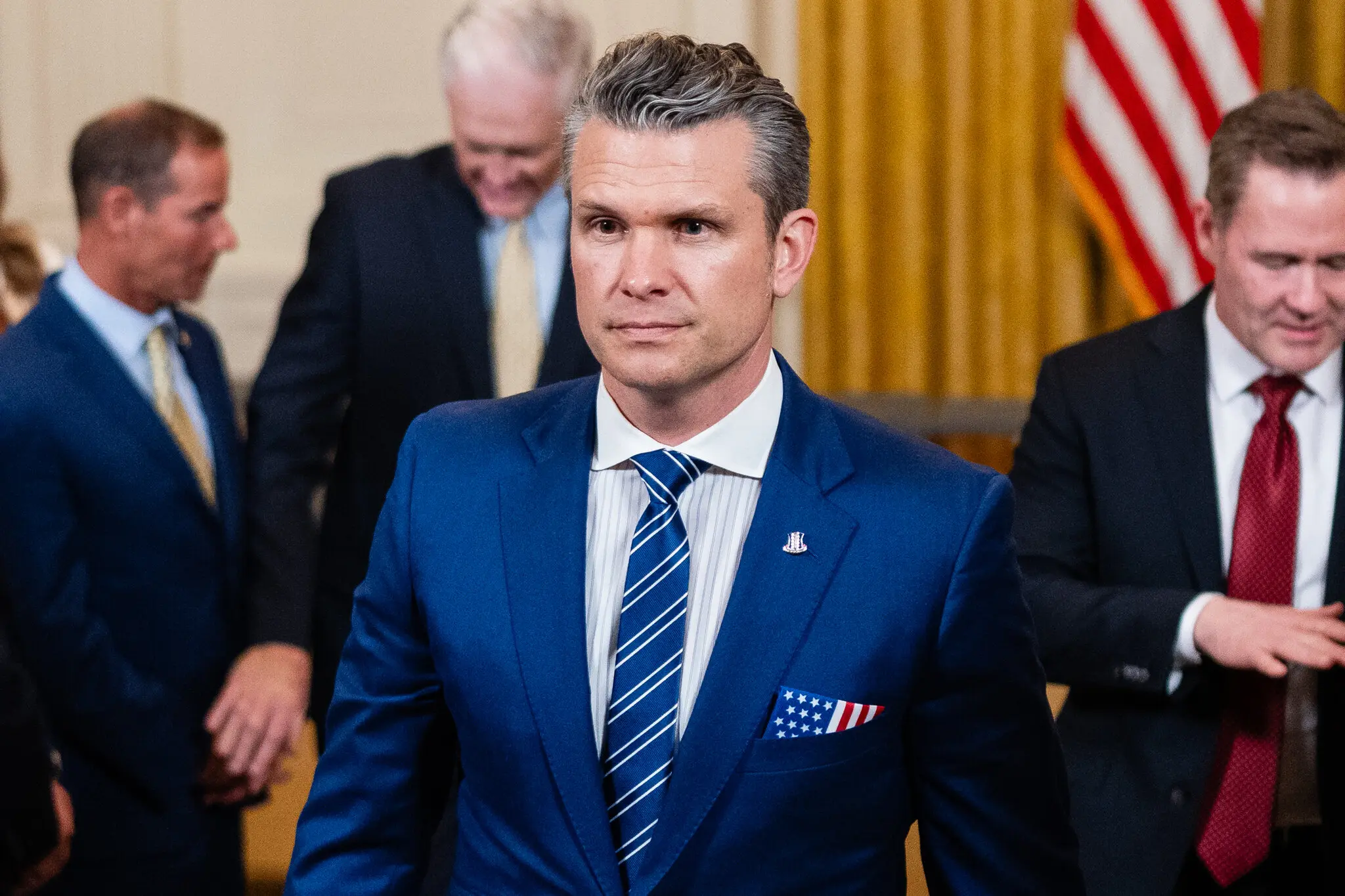 Hegseth habría compartido detalles del ataque en otro chat de Signal